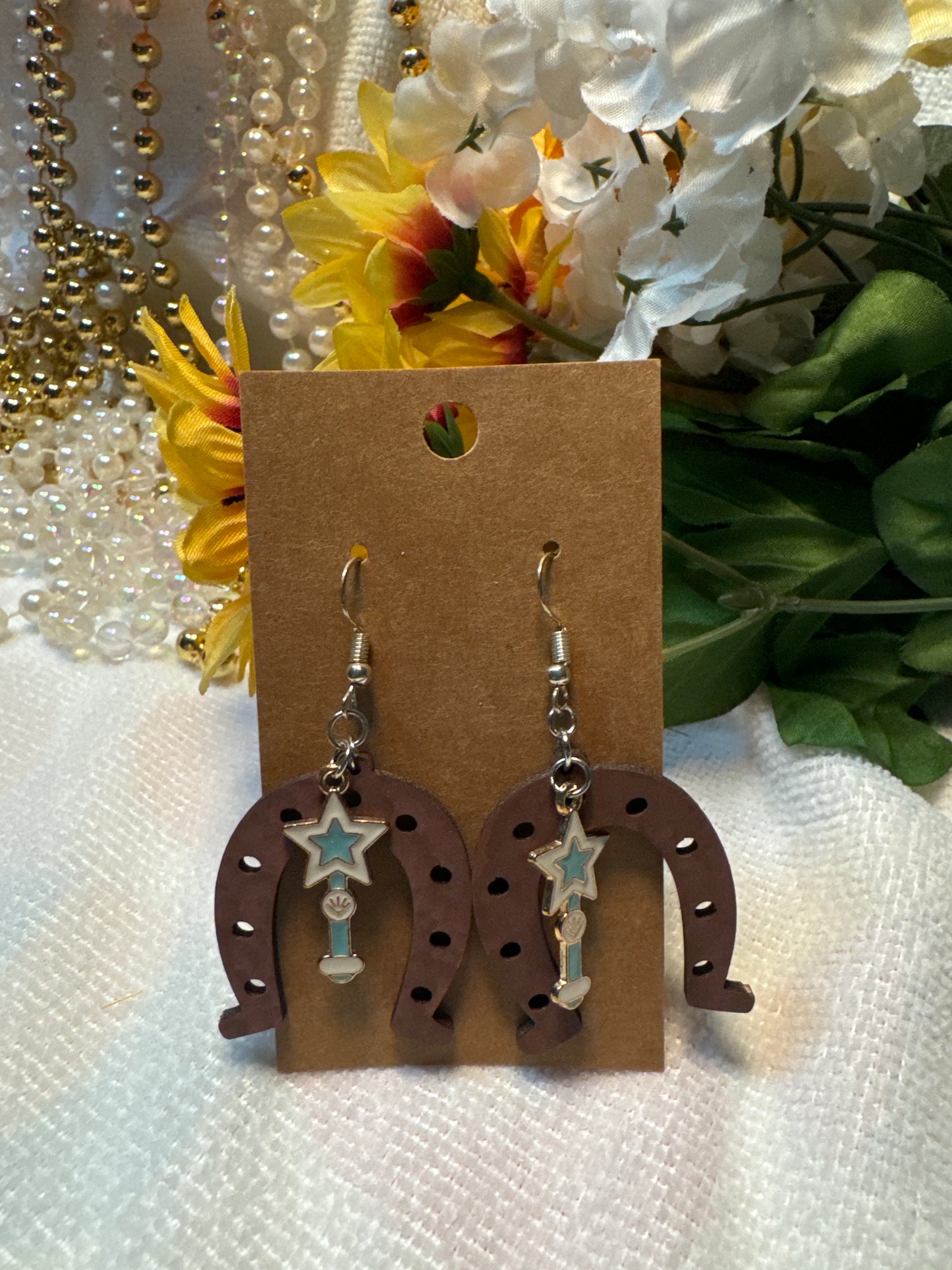 Horseshoe w/Star Charm Earrings